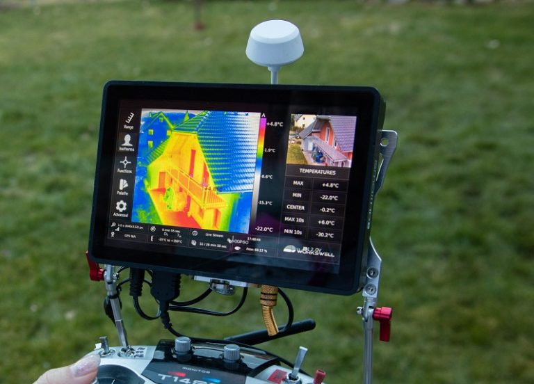 📸 Thermographic diagnostics of buildings 🏢 using uav infrared camera